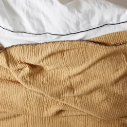 Plaid ILARIO Jaune Maïs Et Feston Noir -Décoration & meubles pour la maison Plaid ILARIO 007655 J8FG 9