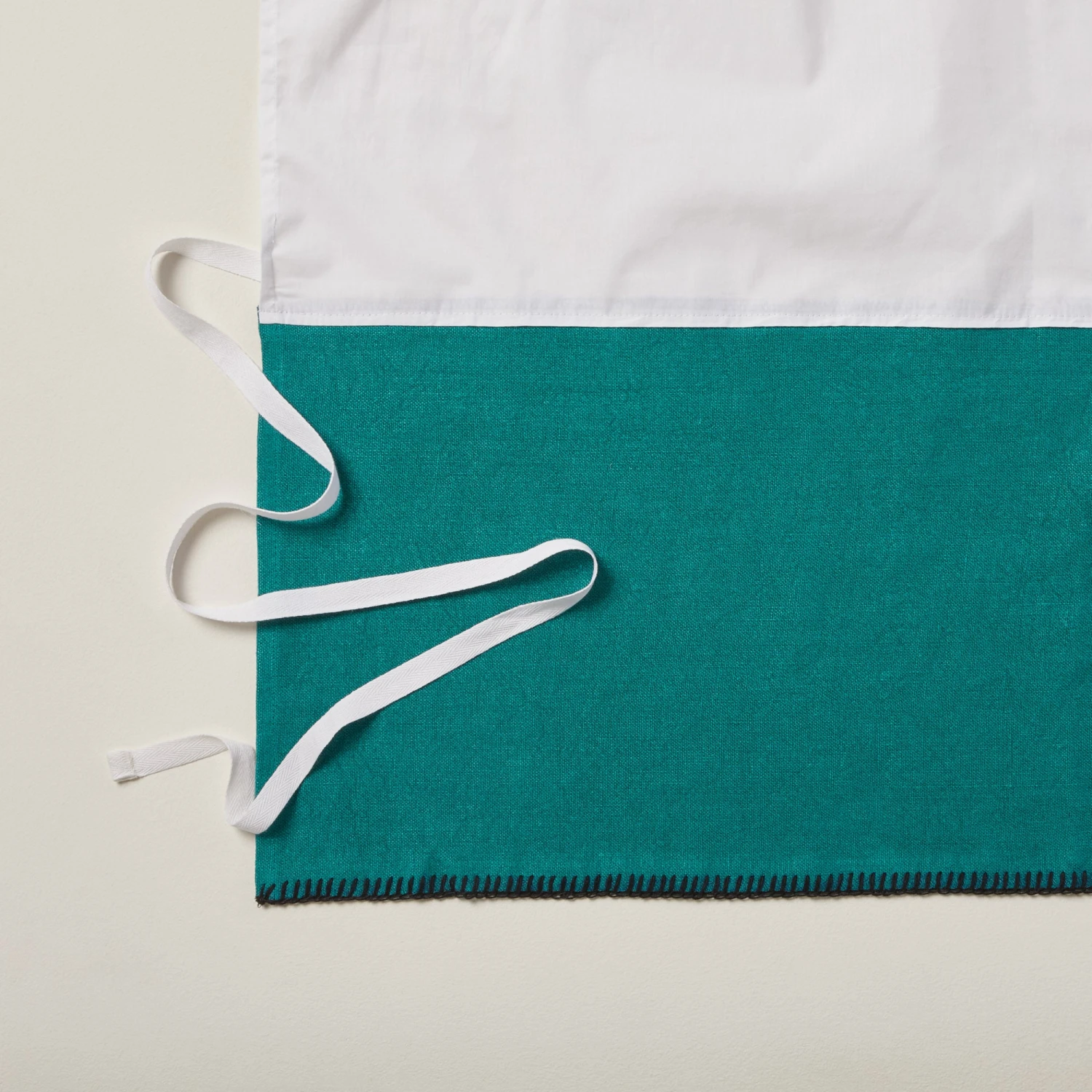 Cache Sommier NINO Lagon Et Feston Noir 2 Cache Sommier NINO Lagon Et Feston Noir – Image 2