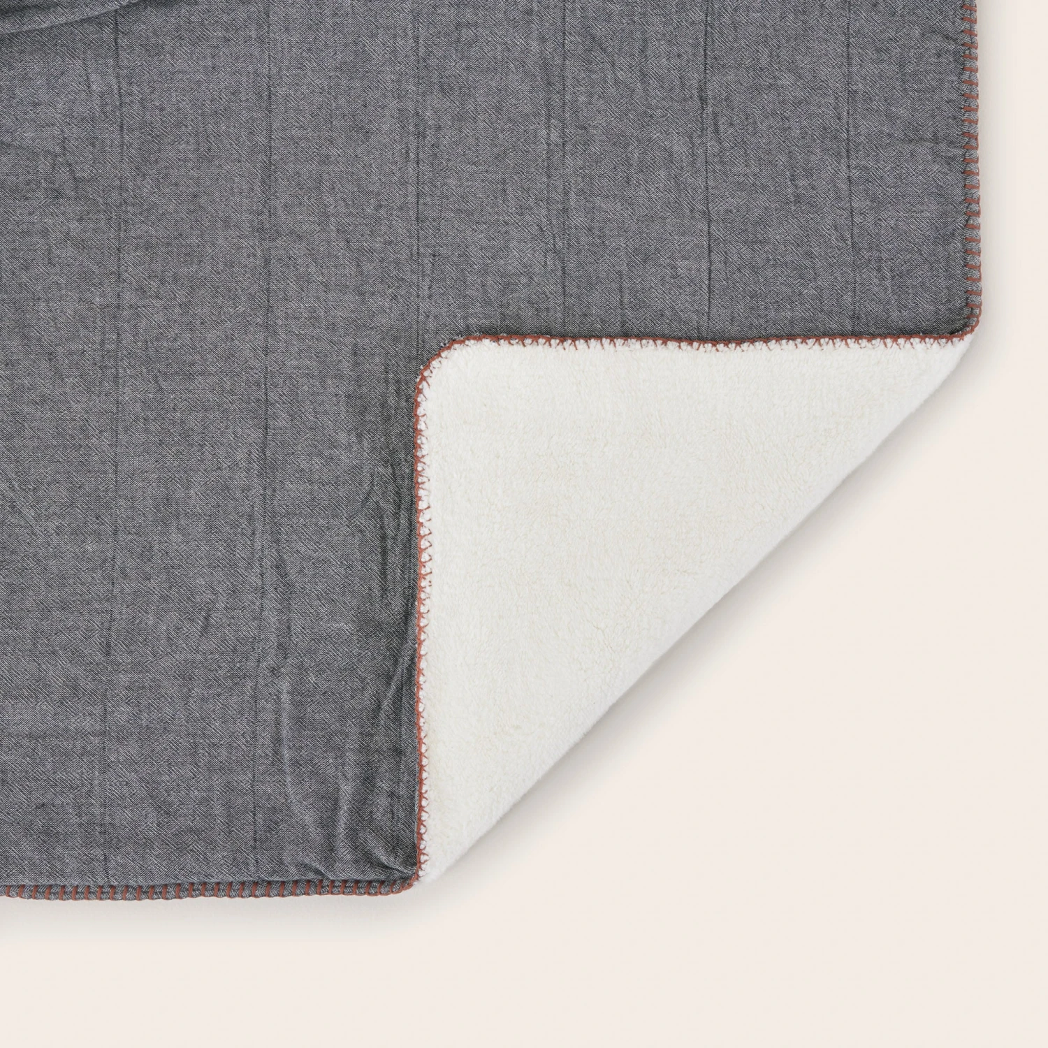 Couvre-lit DASHAN Noir Blanc Et Feston Terracota 6 Couvre-lit DASHAN Noir Blanc Et Feston Terracota – Image 6