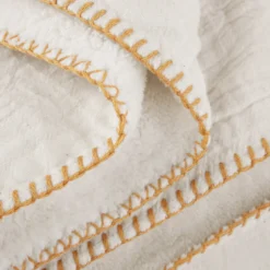 Couvre-lit DASHAN Ecru Et Feston Ocre -Décoration & meubles pour la maison couvre lit DASHAN 009037 N1 6