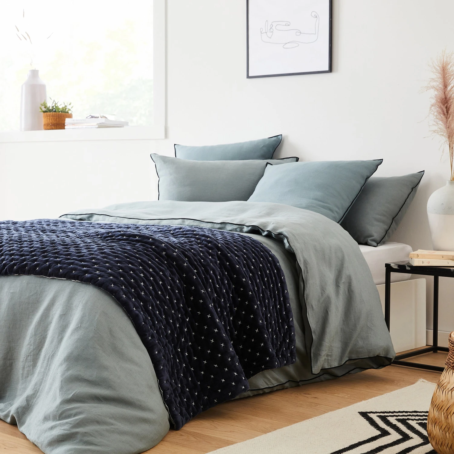 Edredon MALO Bleu Nuit 2 Edredon MALO Bleu Nuit – Image 2