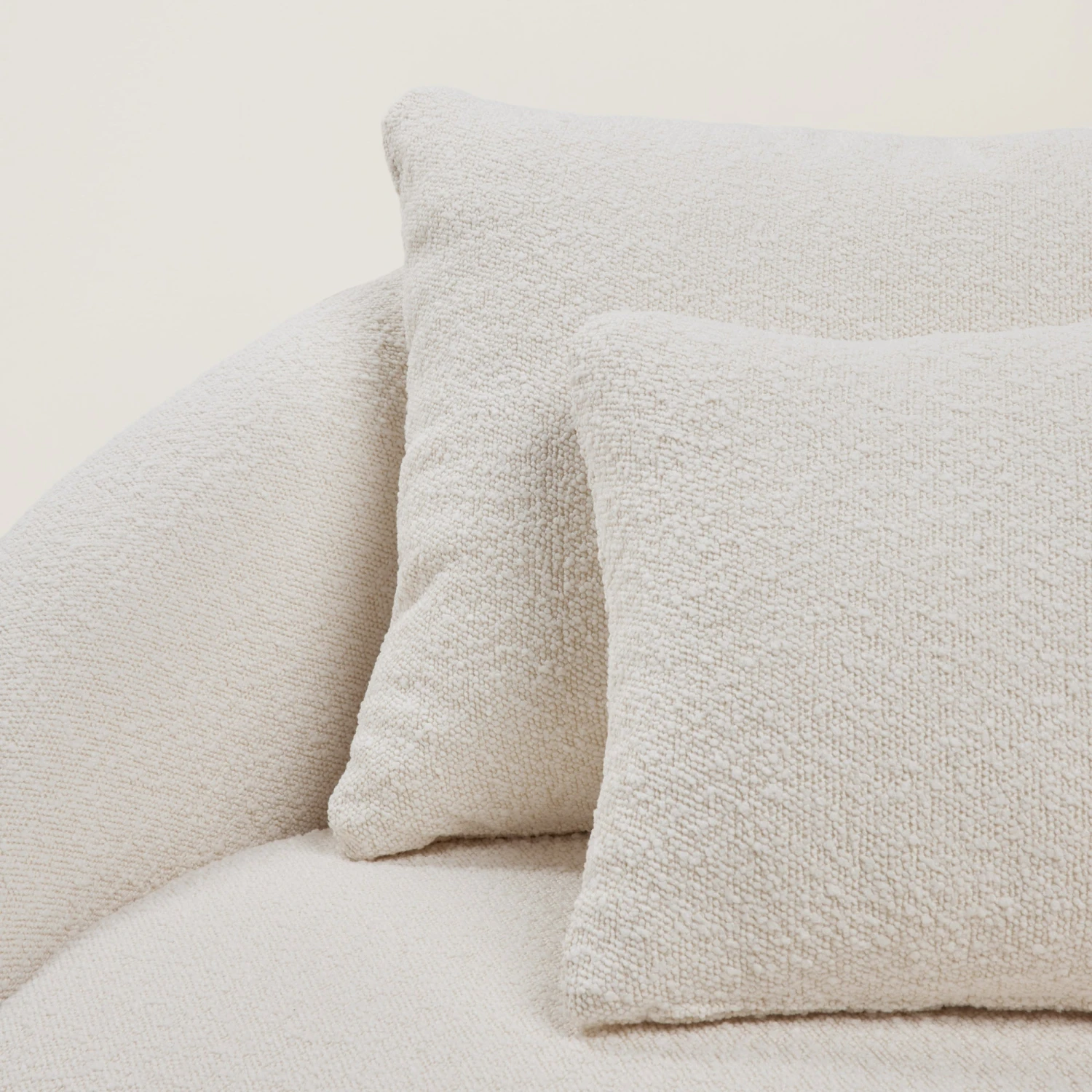 Fauteuil JULIKA écru Bouclé 7 Fauteuil JULIKA écru Bouclé – Image 7