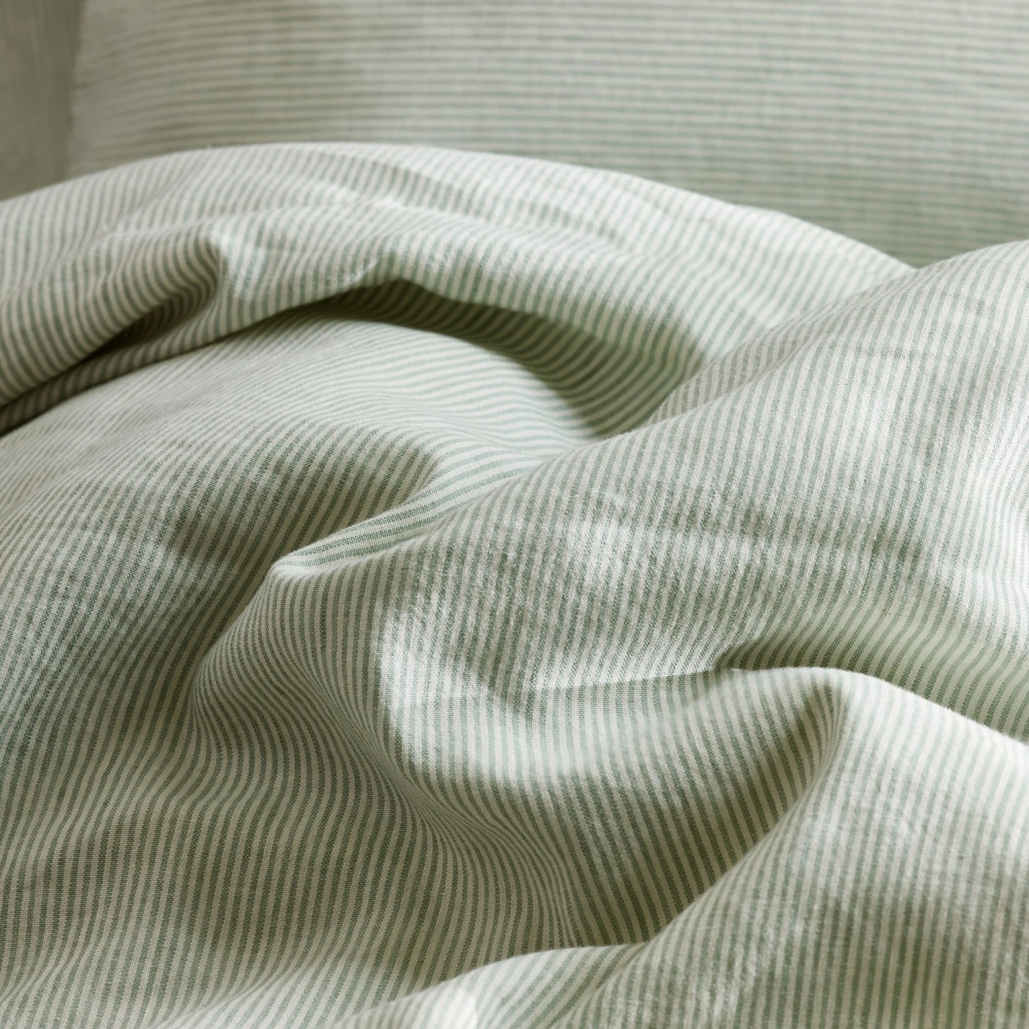 Housse De Couette FINEA Ivoire Et Vert De Gris 5 Housse De Couette FINEA Ivoire Et Vert De Gris – Image 5