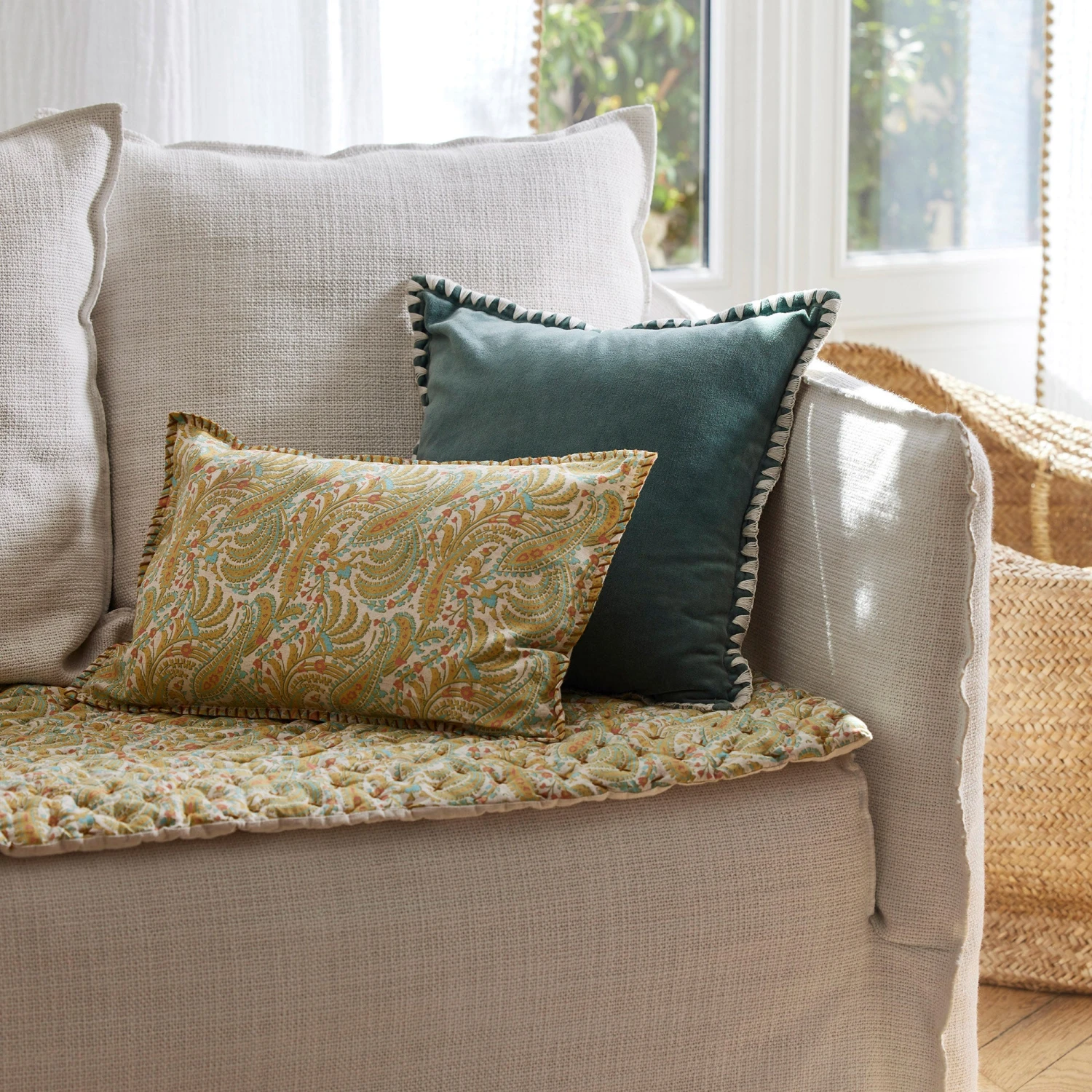 Housse De Coussin ANJALI Céladon Et Naturel 4 Housse De Coussin ANJALI Céladon Et Naturel – Image 4