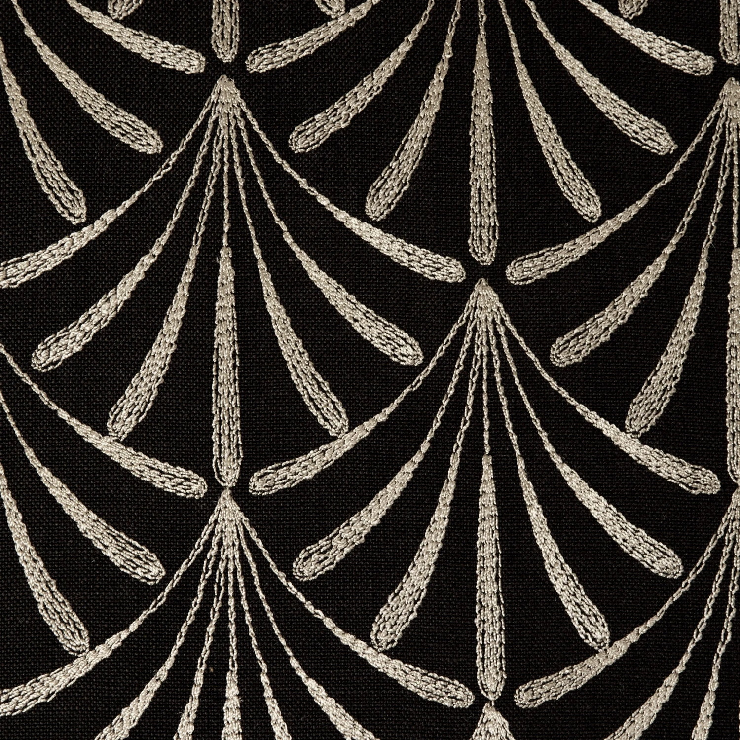 Housse De Coussin ARDECO Noir Et Nickel 6 Housse De Coussin ARDECO Noir Et Nickel – Image 6