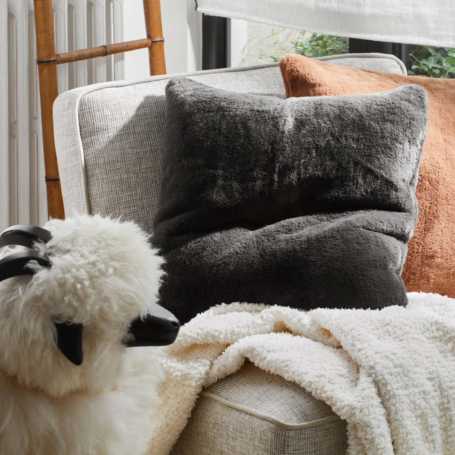 Housse De Coussin BIANCA Gris Ombre 2 Housse De Coussin BIANCA Gris Ombre – Image 2