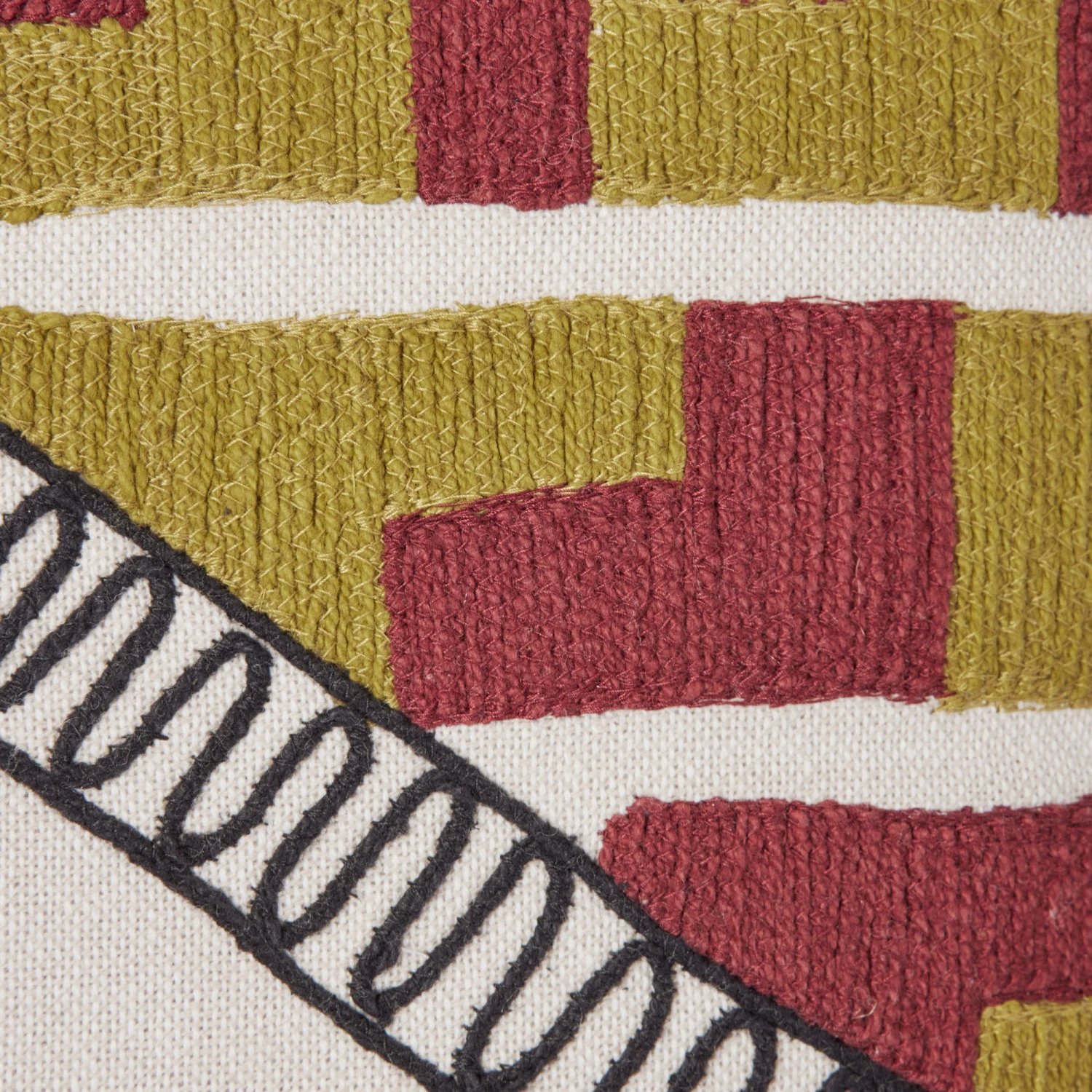 Housse De Coussin CAYUTA Naturel Et Sangria 7 Housse De Coussin CAYUTA Naturel Et Sangria – Image 7