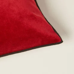 Housse De Coussin DARIO Rouge Opéra Et Bourdon Noir -Décoration & meubles pour la maison housse de coussin DARIO 007735 R18G CM 5
