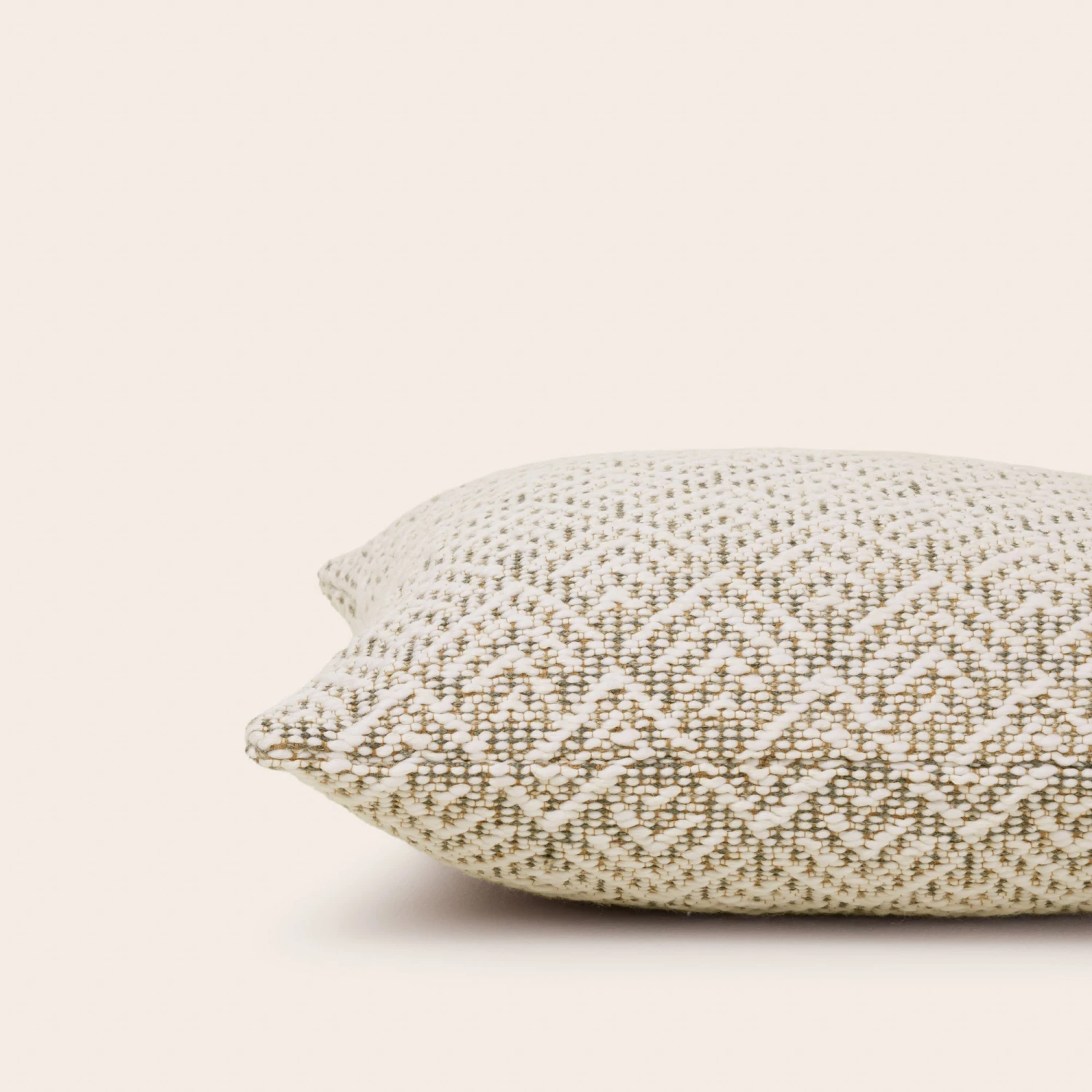 Housse De Coussin EREBUS Ivoire Et Grisé 6 Housse De Coussin EREBUS Ivoire Et Grisé – Image 6