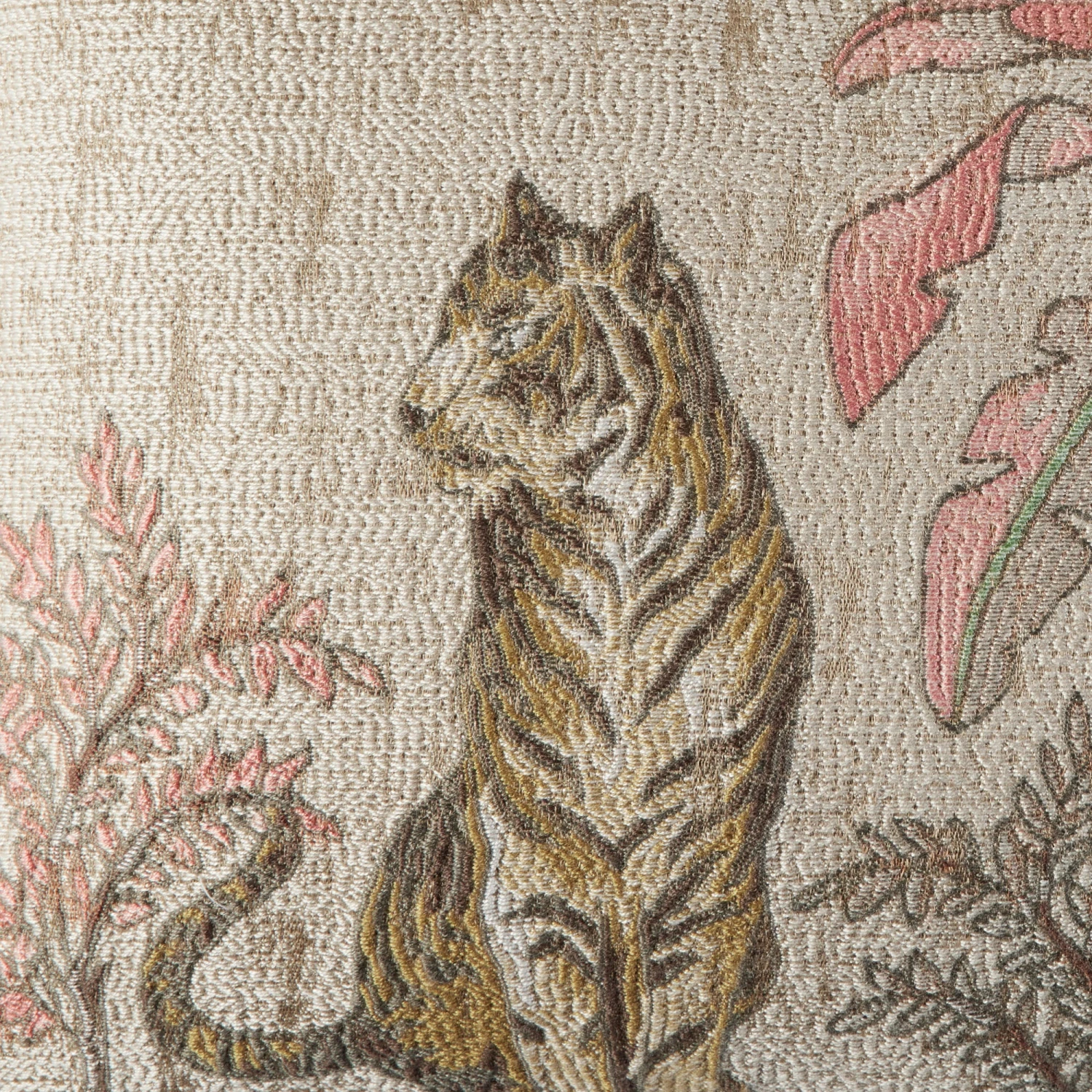 Housse De Coussin LAKKARDA Beige Et Pastels 9 Housse De Coussin LAKKARDA Beige Et Pastels – Image 9