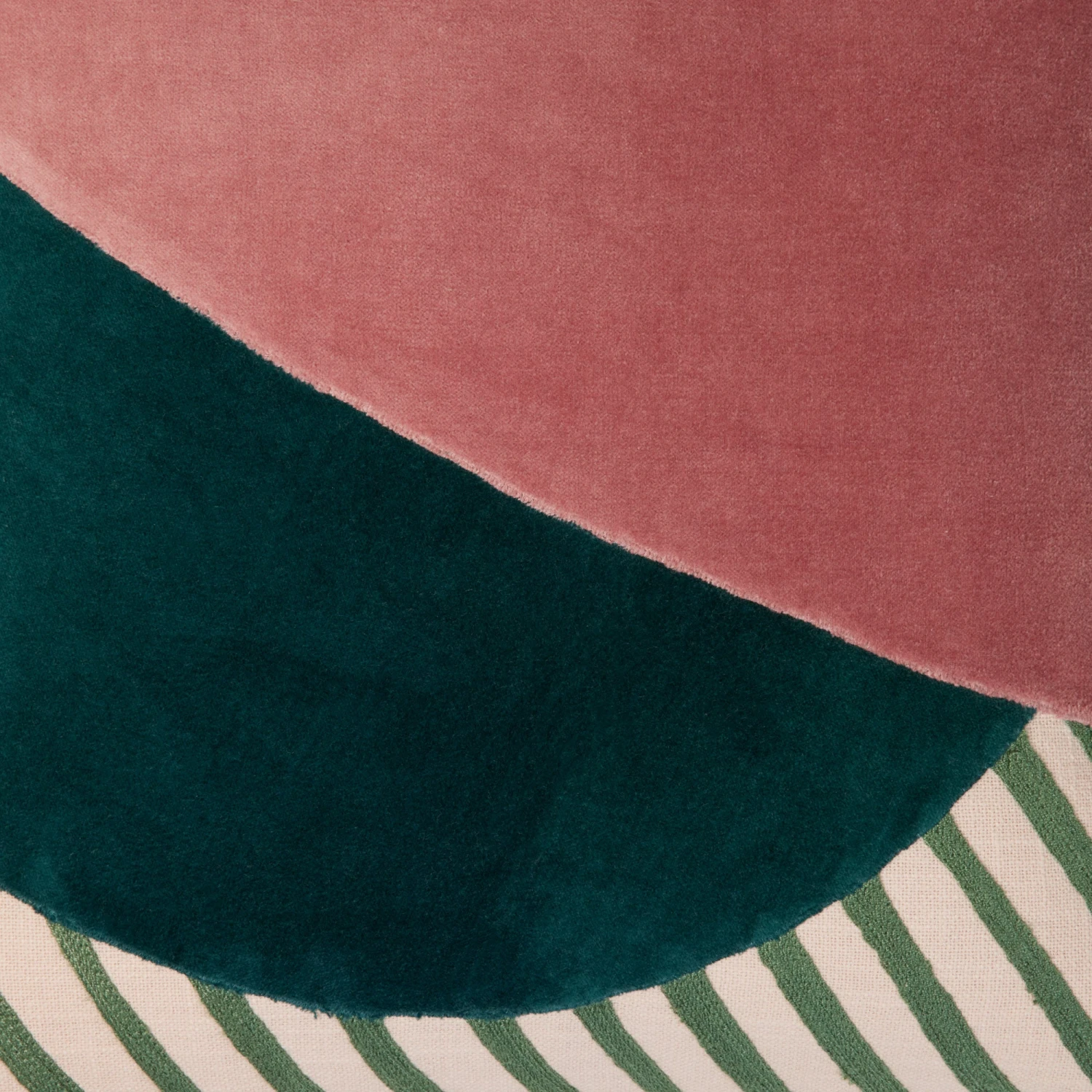 Housse De Coussin NEREE Vert Et Rose 9 Housse De Coussin NEREE Vert Et Rose – Image 9