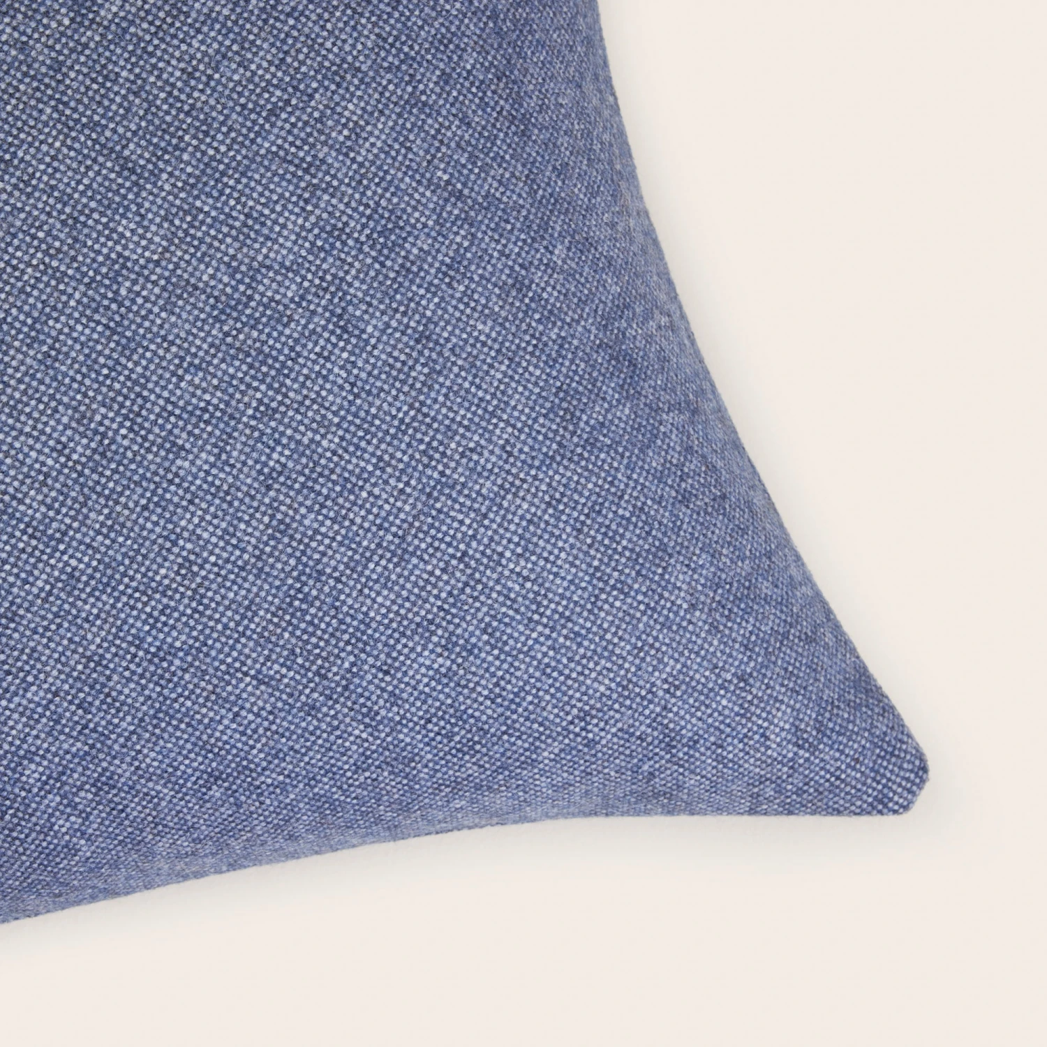 Housse De Coussin NERIO Chiné Bleuté 4 Housse De Coussin NERIO Chiné Bleuté – Image 4