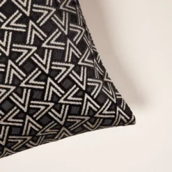 Housse De Coussin OSCAR Noir 12 Housse De Coussin OSCAR Noir -Décoration & meubles pour la maison housse de coussin OSCAR 004932 GN C1 5