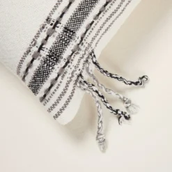 Housse De Coussin PAVANI Blanc Et Noir 16 Housse De Coussin PAVANI Blanc Et Noir -Décoration & meubles pour la maison housse de coussin PAVANI 007867 WG CM 6