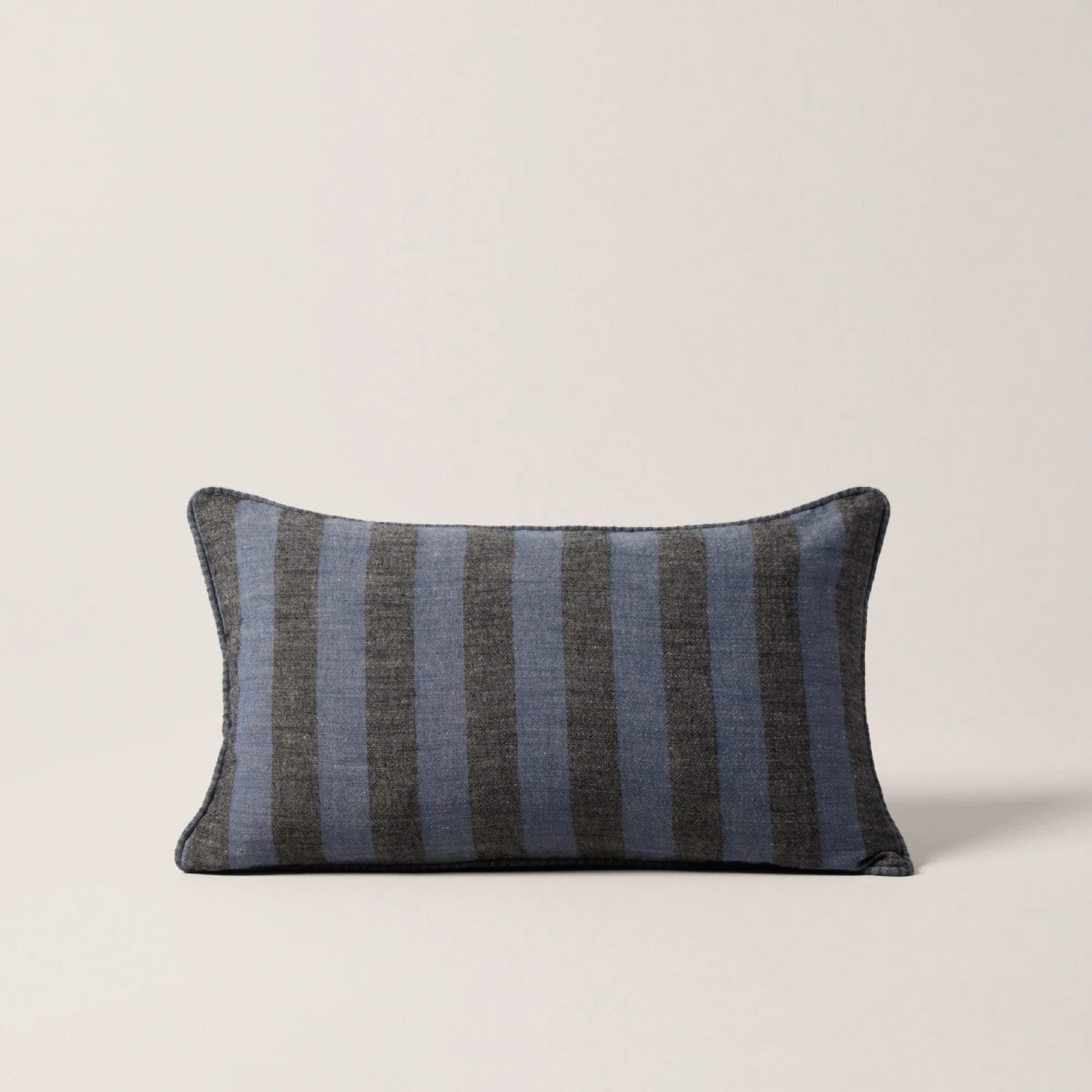 Housse De Coussin TANGUY Indigo Et Noir