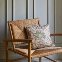 Housse De Coussin UBARI Rose Pétale Et Vert -Décoration & meubles pour la maison housse de coussin UBARI 008636 RV C1 1