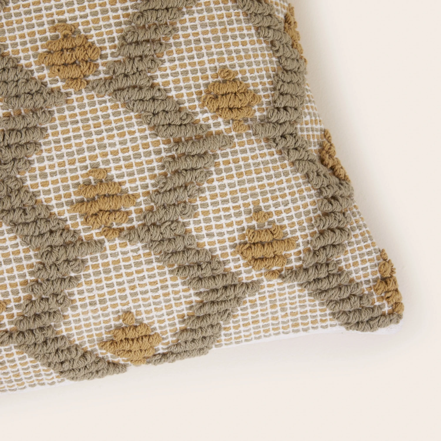 Housse De Coussin YSA Olive Douce 6 Housse De Coussin YSA Olive Douce – Image 6