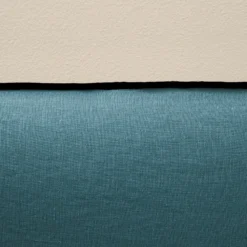 Housse De Tête De Lit CARLINA Pétrole Et Bourdon Noir 11 Housse De Tête De Lit CARLINA Pétrole Et Bourdon Noir -Décoration & meubles pour la maison housse de tete de lit CARLINA 006988 BVG 6