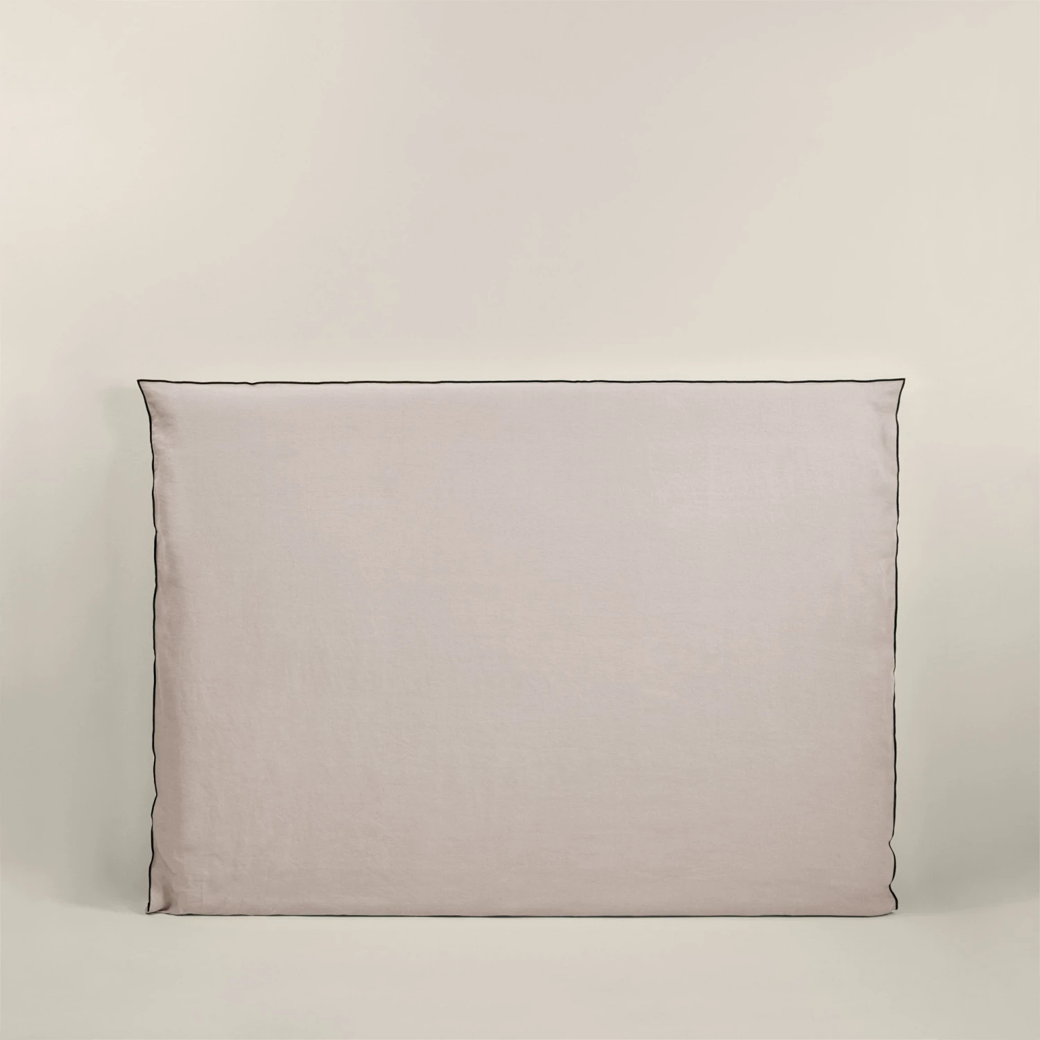 Housse De Tête De Lit CARLINA Ficelle Et Bourdon Noir 5 Housse De Tête De Lit CARLINA Ficelle Et Bourdon Noir – Image 5