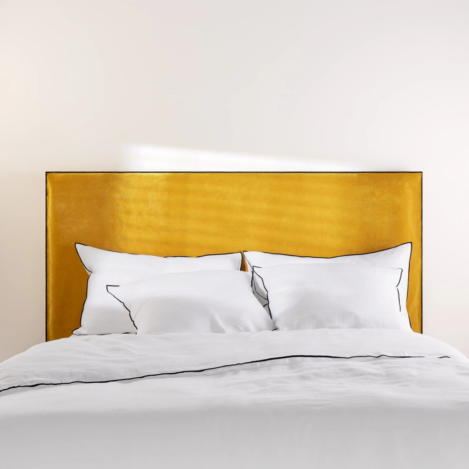 Housse De Tête De Lit DARIO Ocre Et Bourdon Noir 7 Housse De Tête De Lit DARIO Ocre Et Bourdon Noir – Image 7