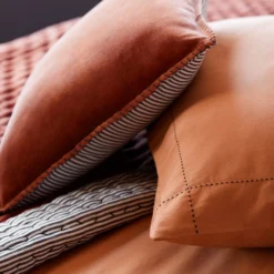 Lot De 2 Taies D'oreiller ANOUK Ecureuil Et Point Sellier Noir -Décoration & meubles pour la maison lot de 2 taies d oreiller ANOUK 007623 O5G C3 1