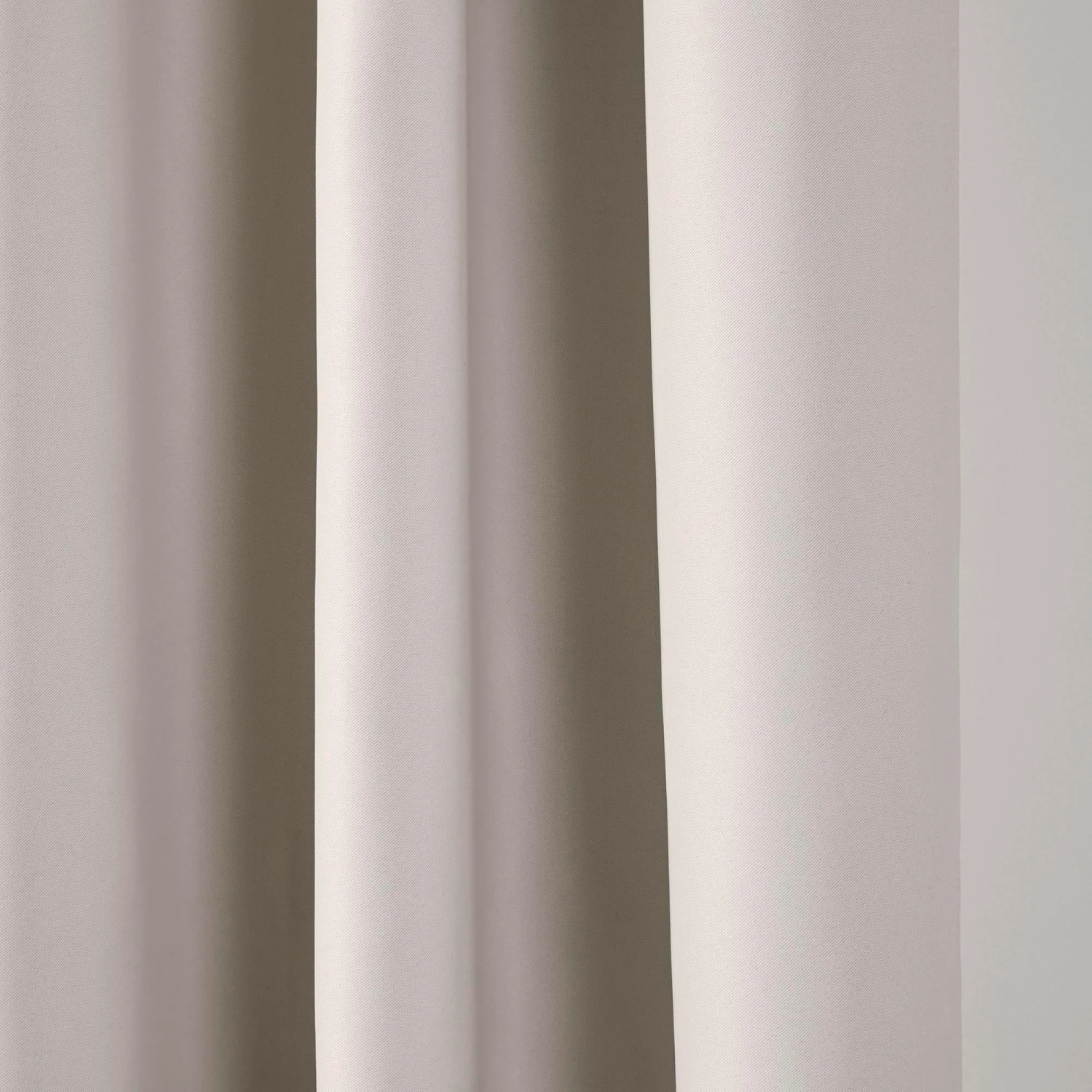 Occultant à Galon Fronceur NIGHT Blanc 2 Occultant à Galon Fronceur NIGHT Blanc – Image 2