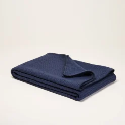 Plaid ILARIO Encre Bleue Et Feston Noir