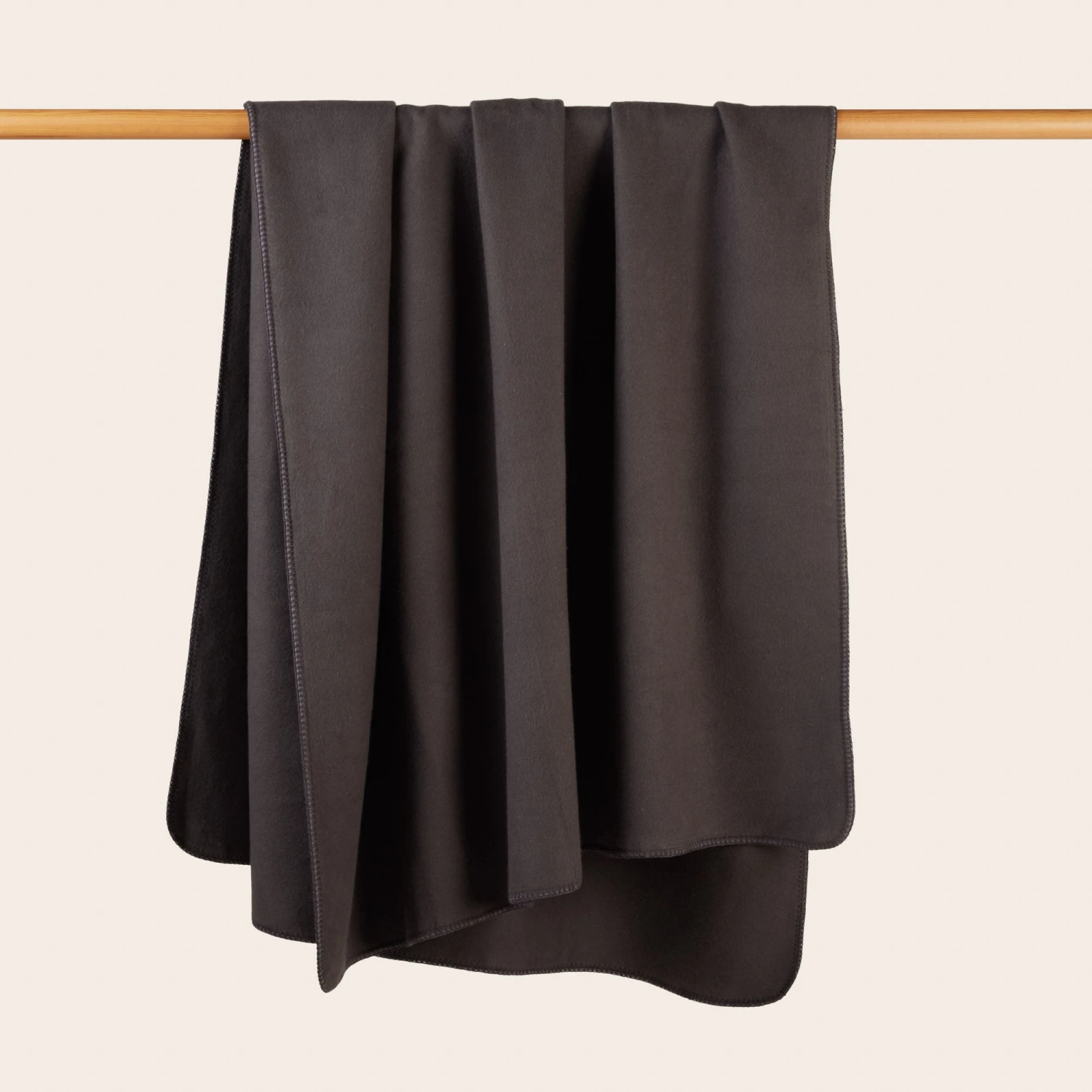 Plaid SWAHN Gris Plomb 7 Plaid SWAHN Gris Plomb – Image 7