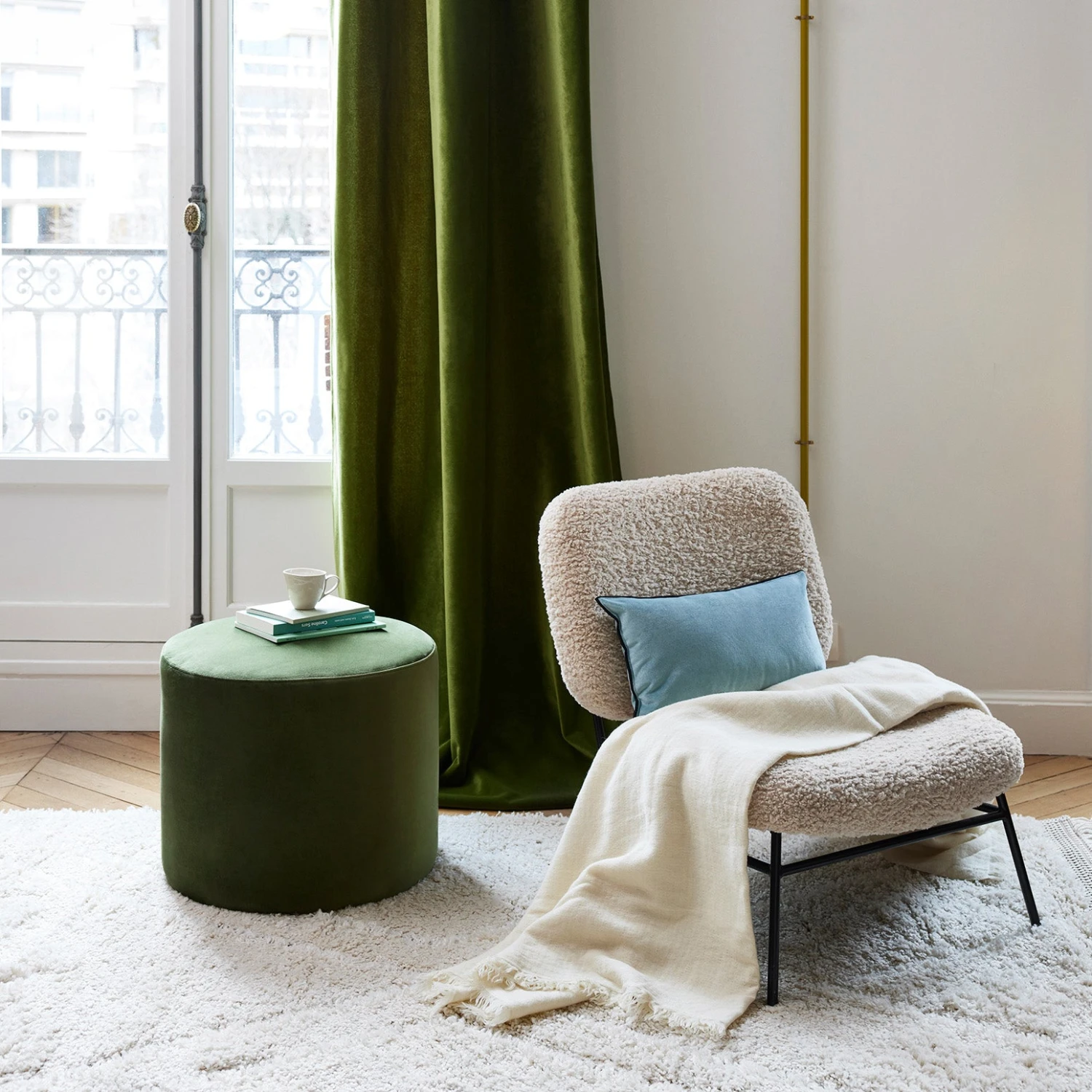 Pouf ROMEO Velours Olivine 6 Pouf ROMEO Velours Olivine – Image 6