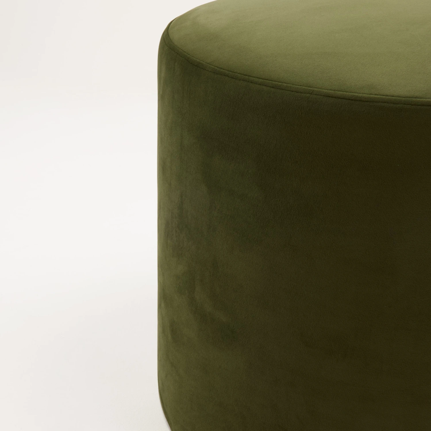 Pouf ROMEO Velours Olivine 7 Pouf ROMEO Velours Olivine – Image 7