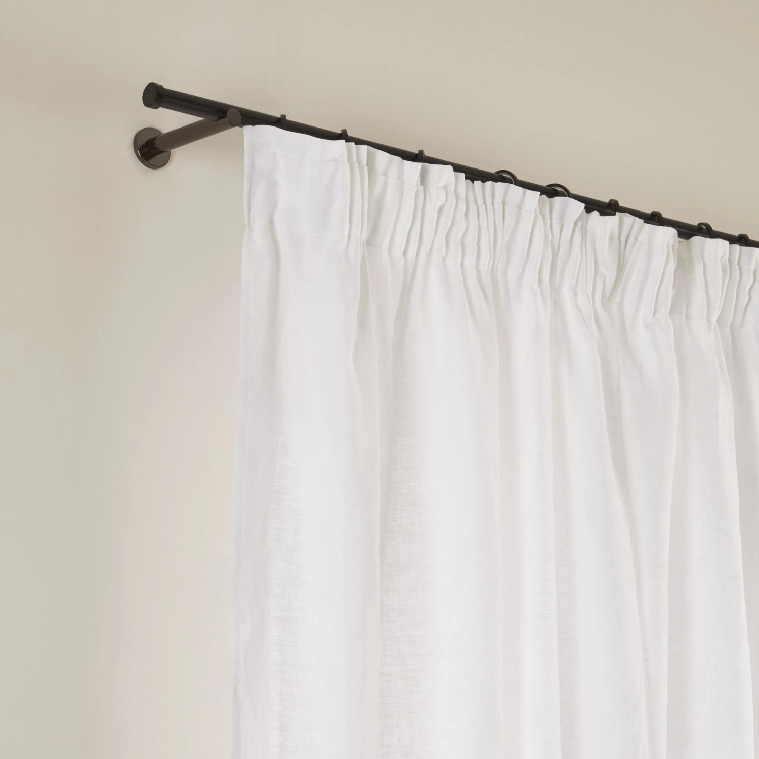 Rideau à Galon Fronceur CARLINA Blanc Pur 4 Rideau à Galon Fronceur CARLINA Blanc Pur – Image 4