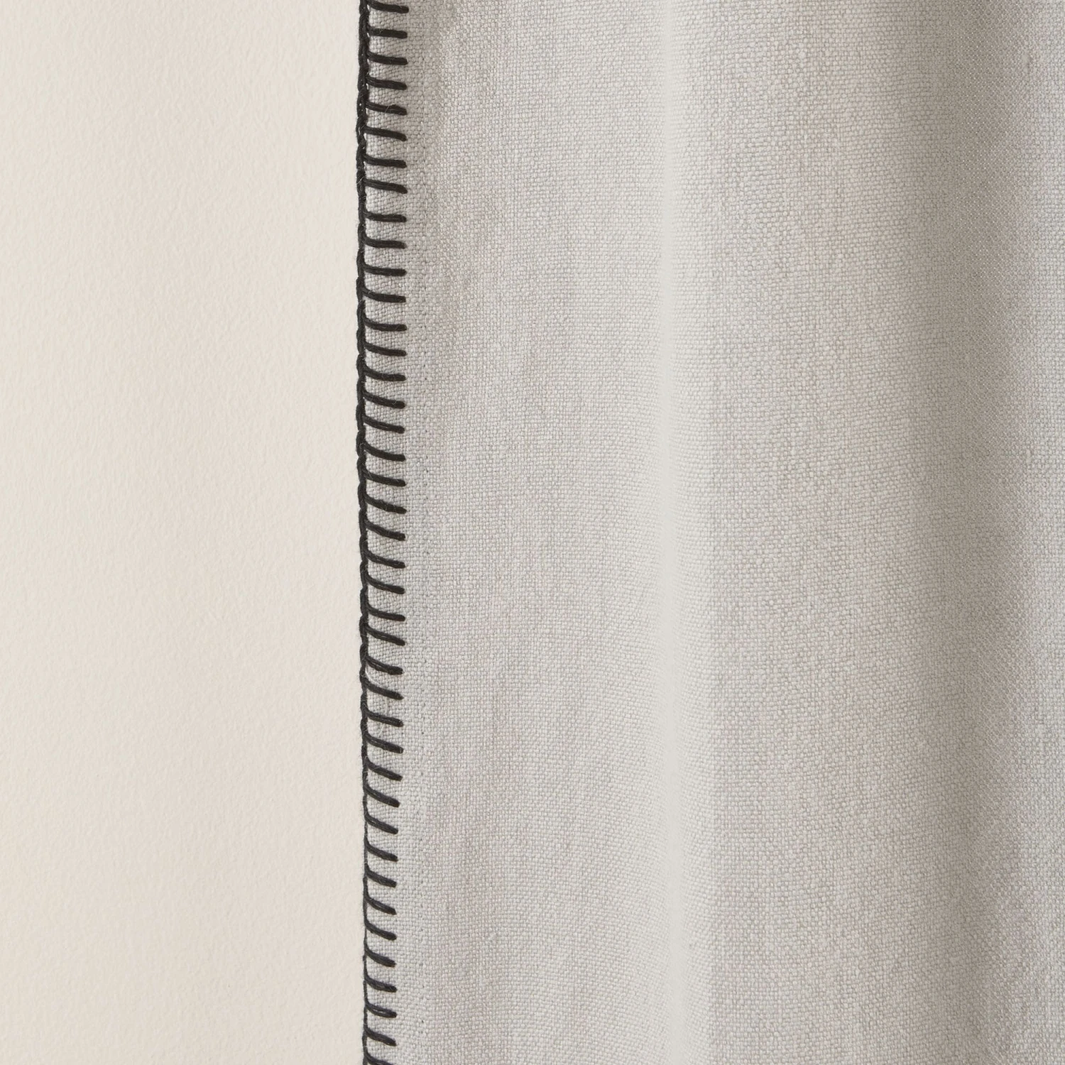 Rideau à Galon Fronceur NINO Ficelle Et Feston Noir 10 Rideau à Galon Fronceur NINO Ficelle Et Feston Noir – Image 10