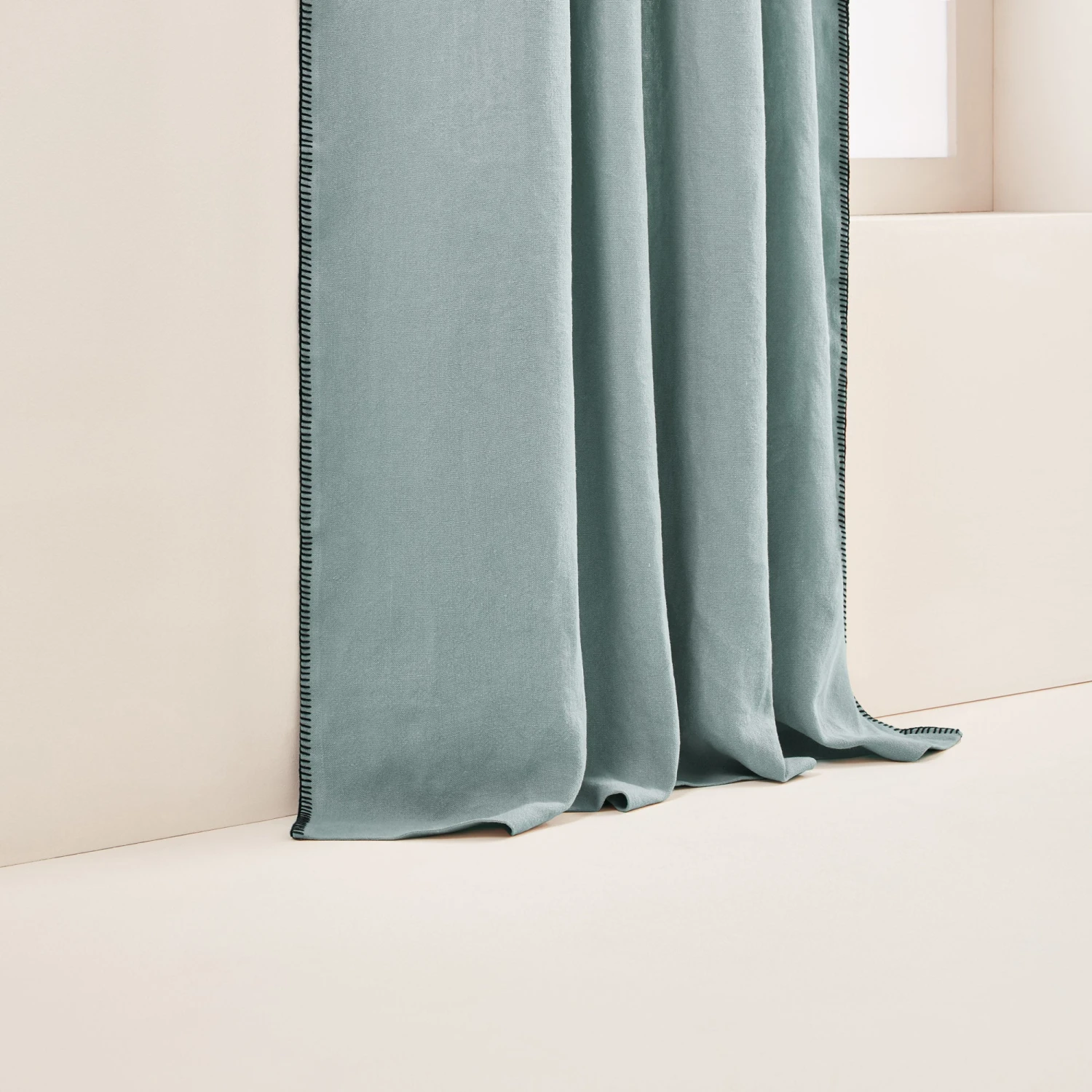 Rideau à Galon Fronceur NINO Vert De Gris Et Feston Noir 6 Rideau à Galon Fronceur NINO Vert De Gris Et Feston Noir – Image 6