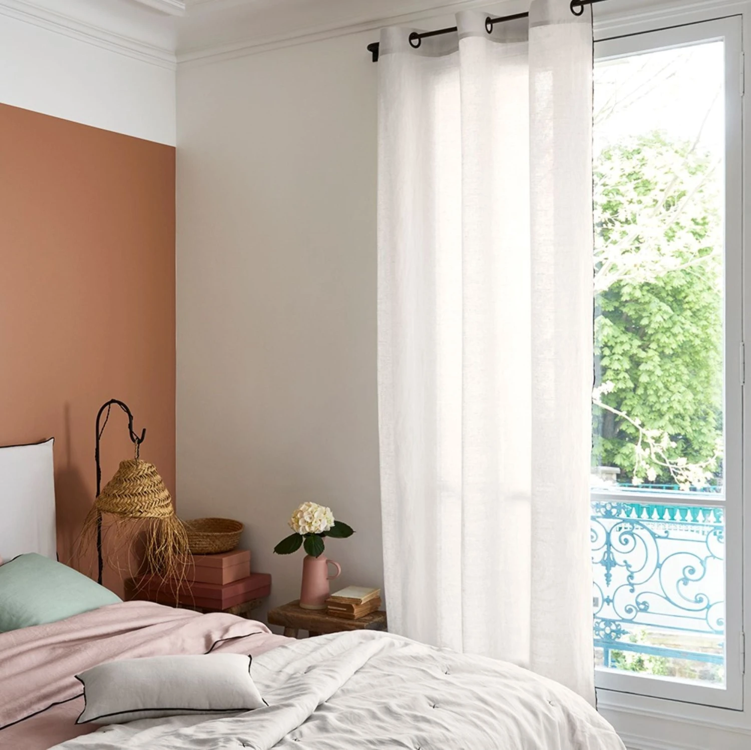 Rideau à Oeillets Noirs CARLINA Calcaire Et Bourdon Noir 3 Rideau à Oeillets Noirs CARLINA Calcaire Et Bourdon Noir – Image 3