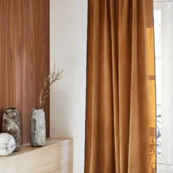 Rideau à Oeillets Noirs DARIO Camel Et Bourdon Noir 11 Rideau à Oeillets Noirs DARIO Camel Et Bourdon Noir -Décoration & meubles pour la maison rideau a oeillets noirs DARIO 008421 M9G 1