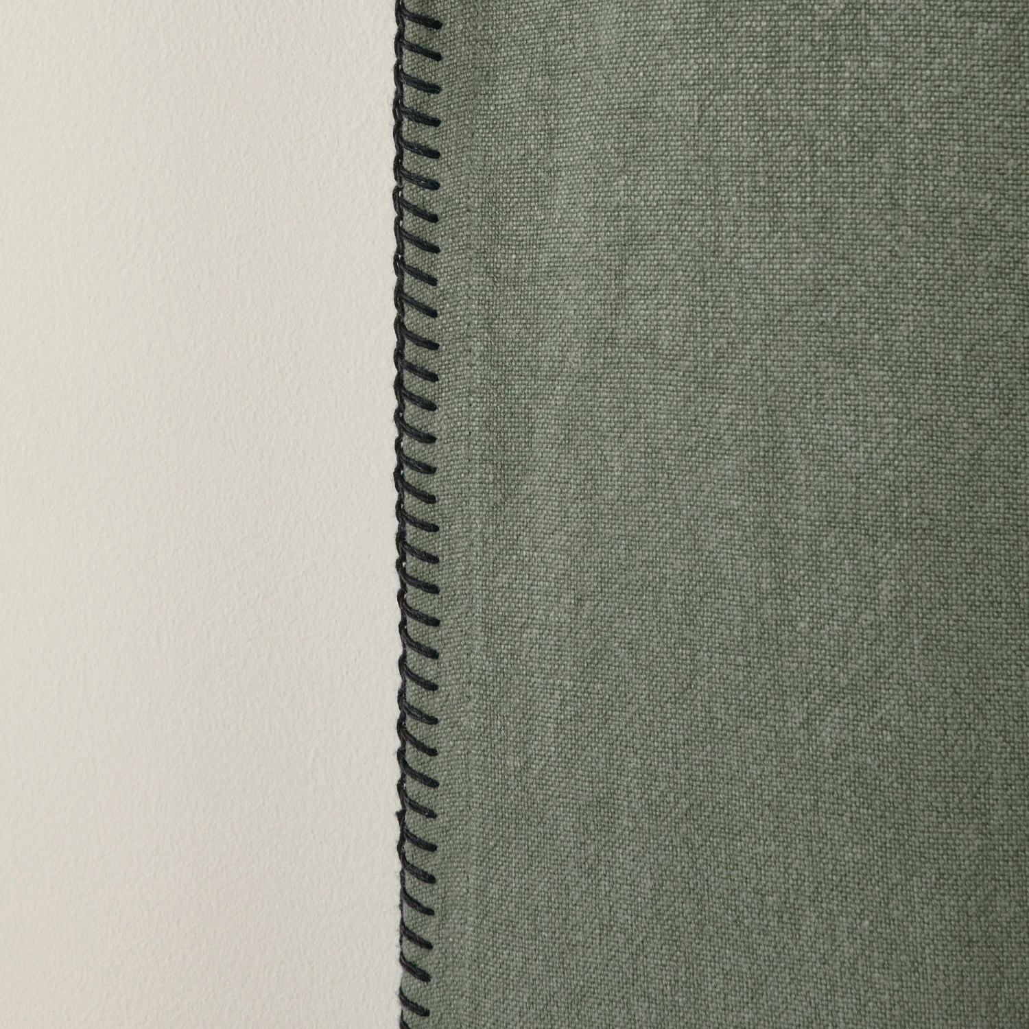 Rideau à Oeillets Noirs NINO Kaki Grisé Et Feston Noir 6 Rideau à Oeillets Noirs NINO Kaki Grisé Et Feston Noir – Image 6