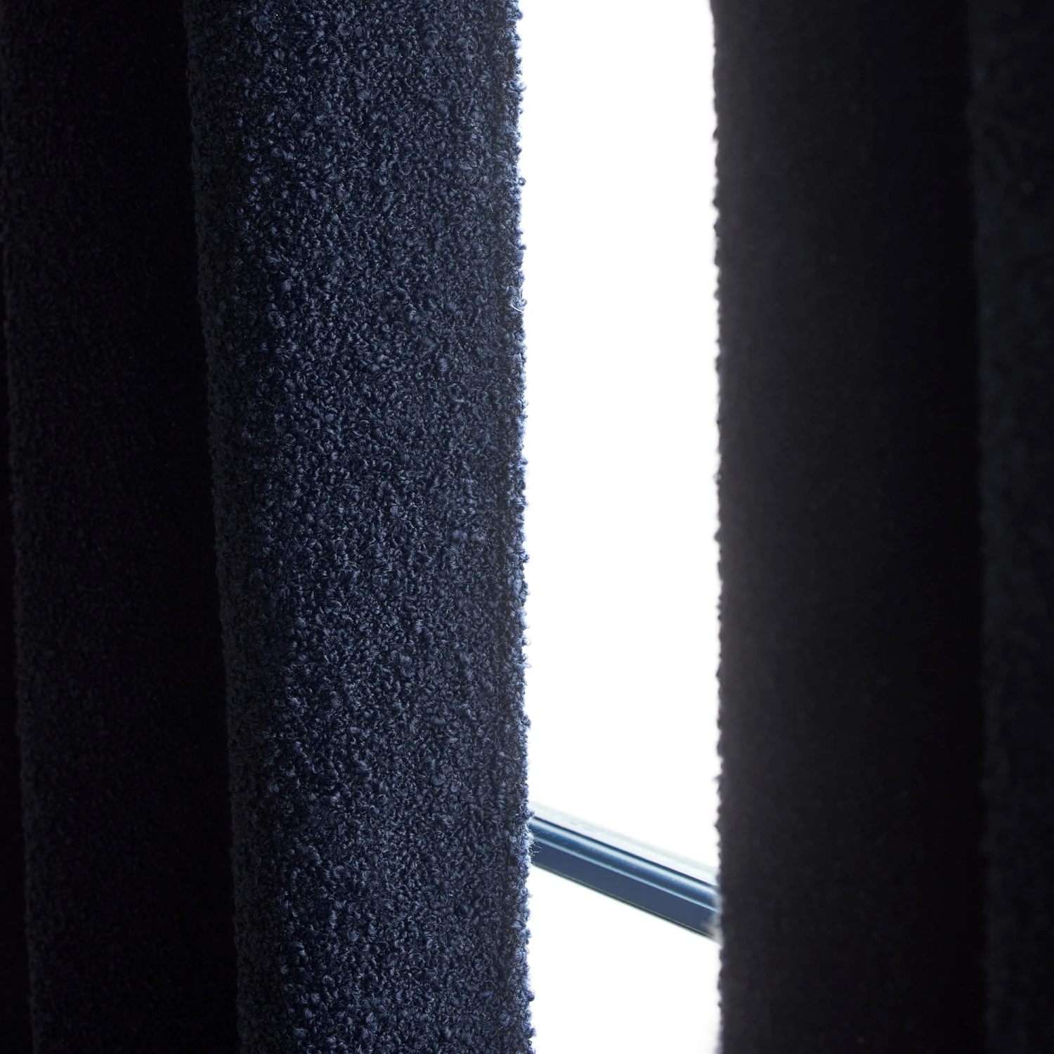 Rideau à Oeillets Argentés LEONARD Bleu Crépusculaire 6 Rideau à Oeillets Argentés LEONARD Bleu Crépusculaire – Image 6