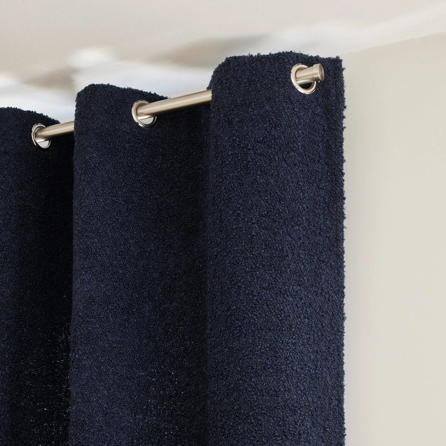 Rideau à Oeillets Argentés LEONARD Bleu Crépusculaire 2 Rideau à Oeillets Argentés LEONARD Bleu Crépusculaire – Image 2