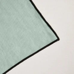 Serviette De Table CARLINA Tilleul Et Bourdon Noir 11 Serviette De Table CARLINA Tilleul Et Bourdon Noir -Décoration & meubles pour la maison serviette de table CARLINA 006405 V2G 6