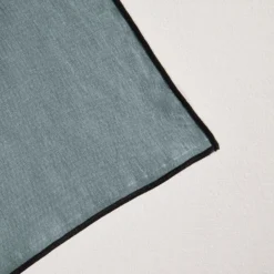 Serviette De Table CARLINA Vert De Gris Et Bourdon Noir 11 Serviette De Table CARLINA Vert De Gris Et Bourdon Noir -Décoration & meubles pour la maison serviette de table CARLINA 006405 V4G 6