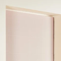 Store Bateau Occultant CARLINA Rose Poudré Et Bourdon Noir 10 Store Bateau Occultant CARLINA Rose Poudré Et Bourdon Noir -Décoration & meubles pour la maison store bateau occultant CARLINA 007339 RG 5