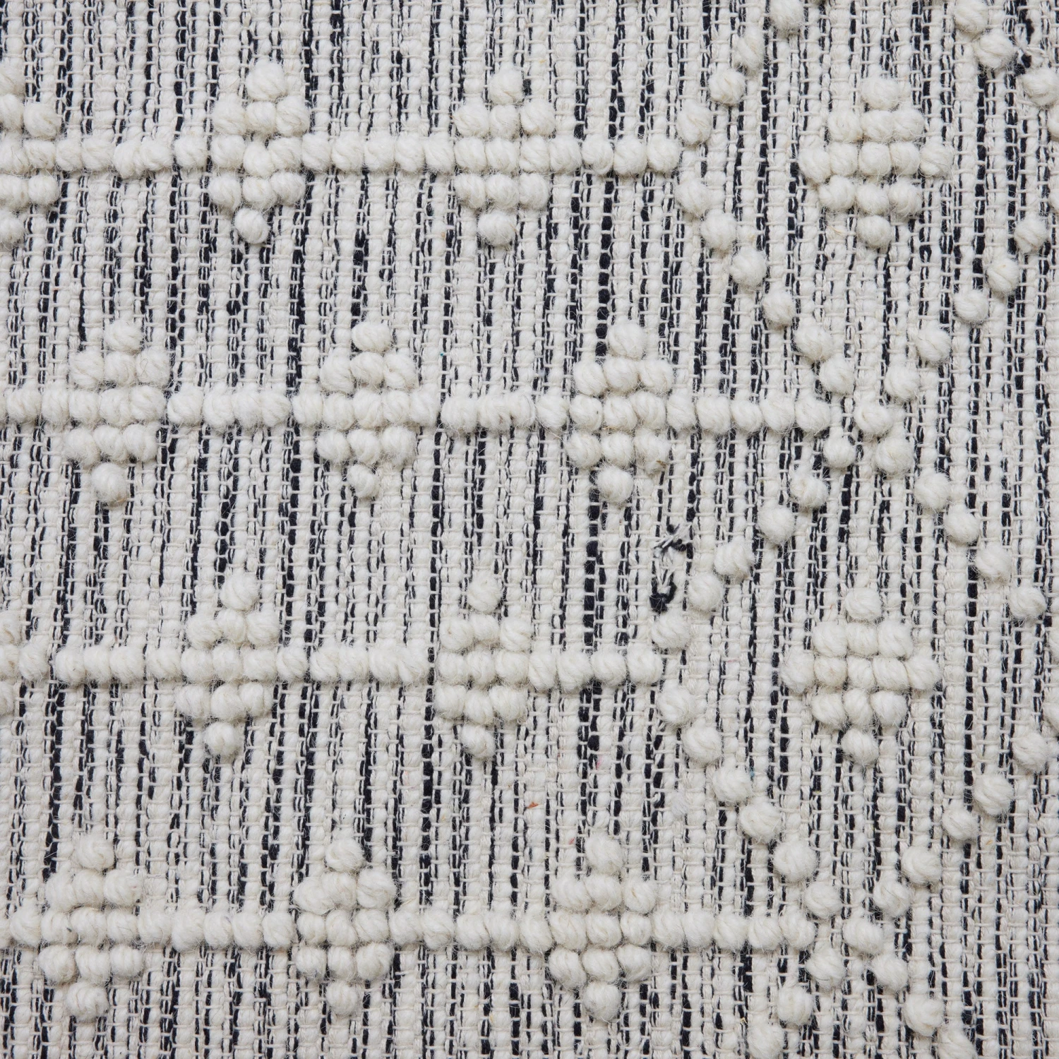 Tapis De Sol SOLVIG Ivoire Et Noir 5 Tapis De Sol SOLVIG Ivoire Et Noir – Image 5