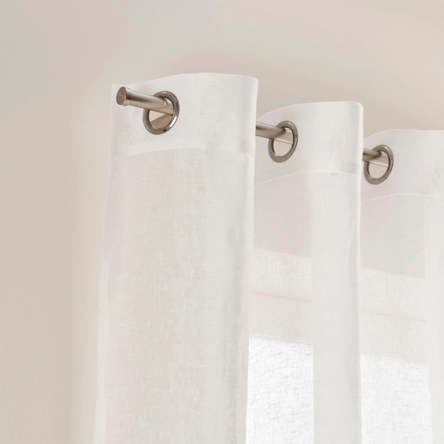 Voilage à Oeillets SHADOW Blanc Pur 2 Voilage à Oeillets SHADOW Blanc Pur – Image 2