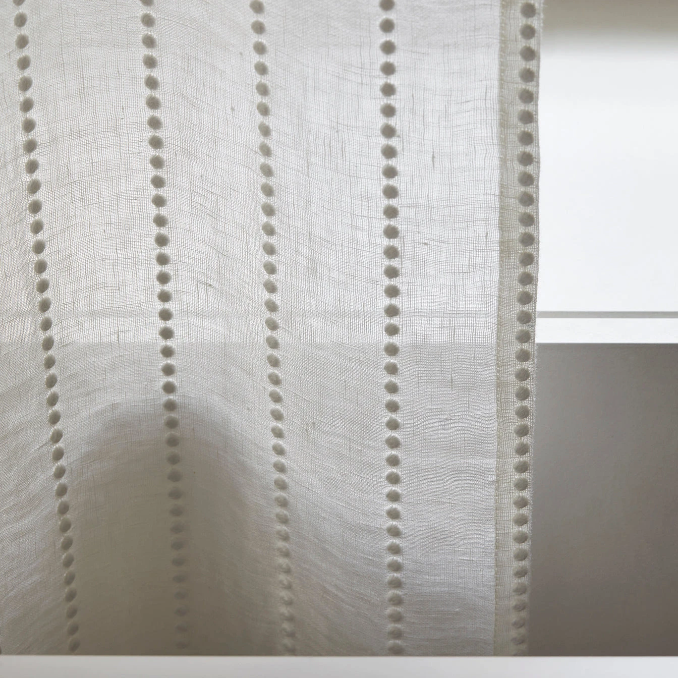 Voilage Panneau SYMI Albâtre 7 Voilage Panneau SYMI Albâtre – Image 7